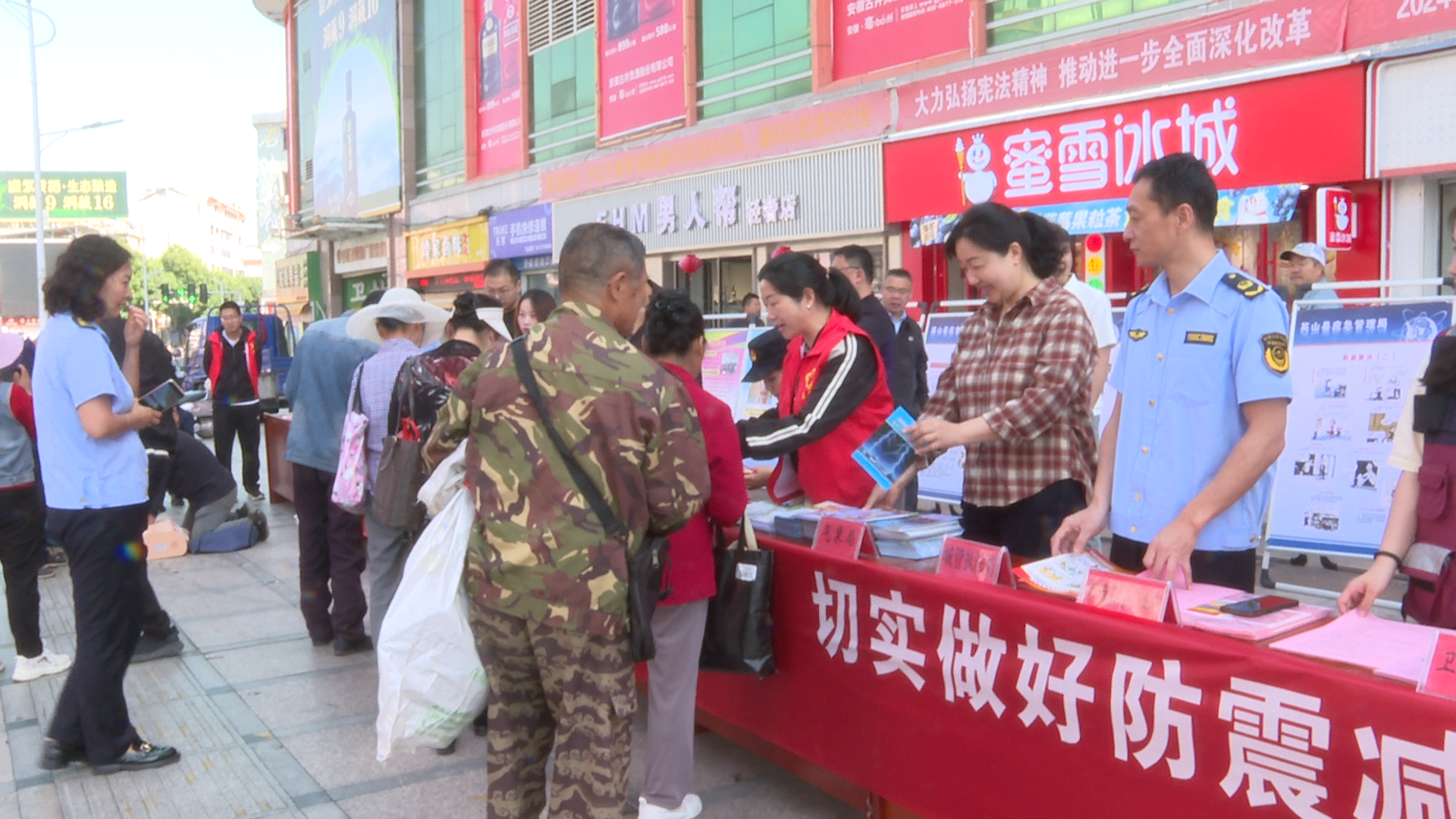 在数字化时代，企业越来越重视个性化应用的开发，以提升用户体验并增强市场竞争力。APP定制成为众多企业的选择之一。今天我们就来探讨一下APP定制的利与弊。